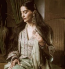 Sonam Kapoor's Anarkali look for beautiful Karva Chauth, this can also be your Diwali 2024 look